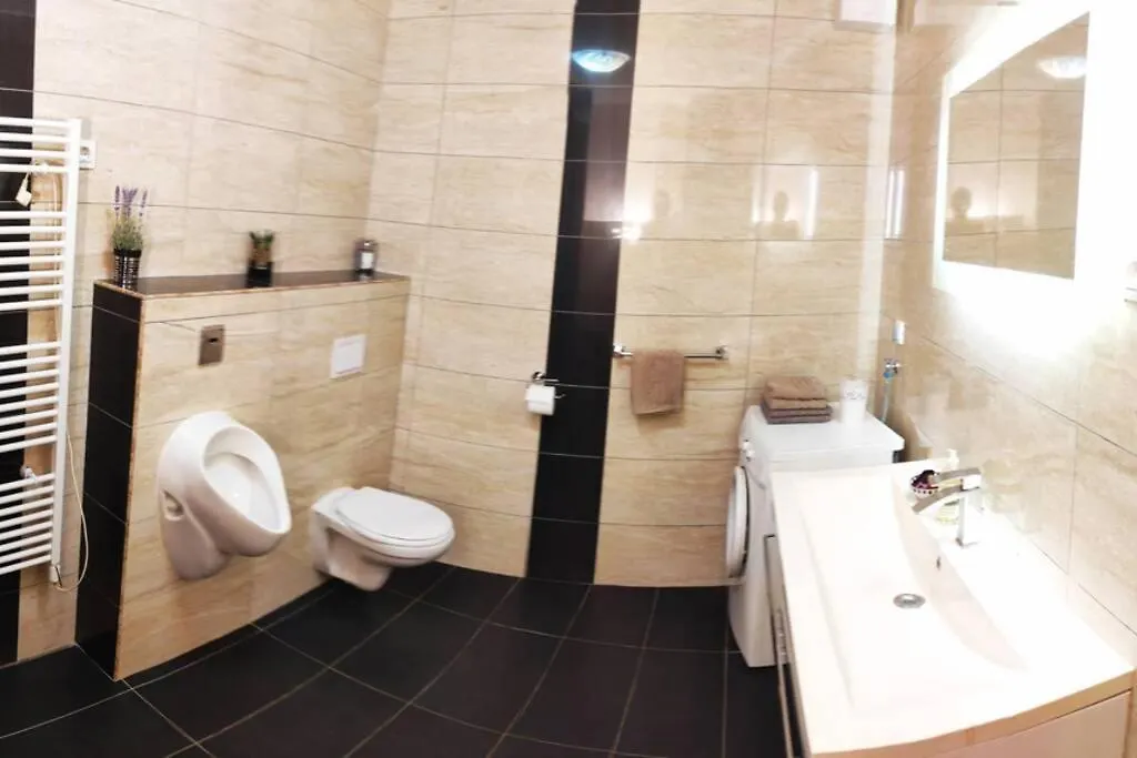 Spacious Apartment Near City Center And The Beach Split